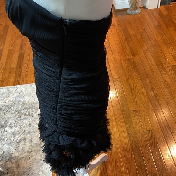 Women’s short black dress - Picture 7 of 8